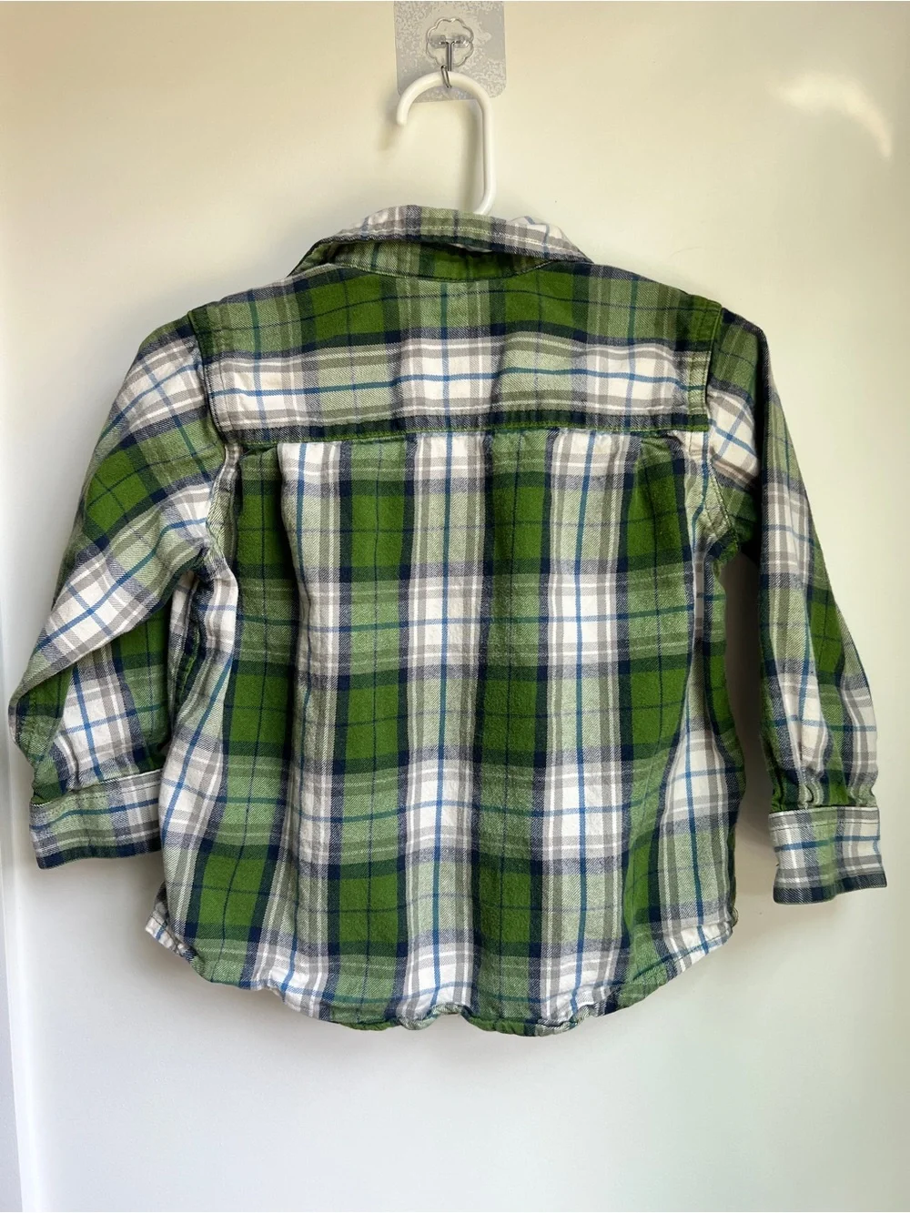 The Children’s Place Green Plaid Button-Up Shirt 24M Toddler Boy